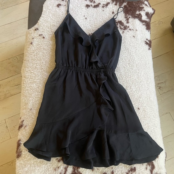 Express Dress - Picture 1 of 3